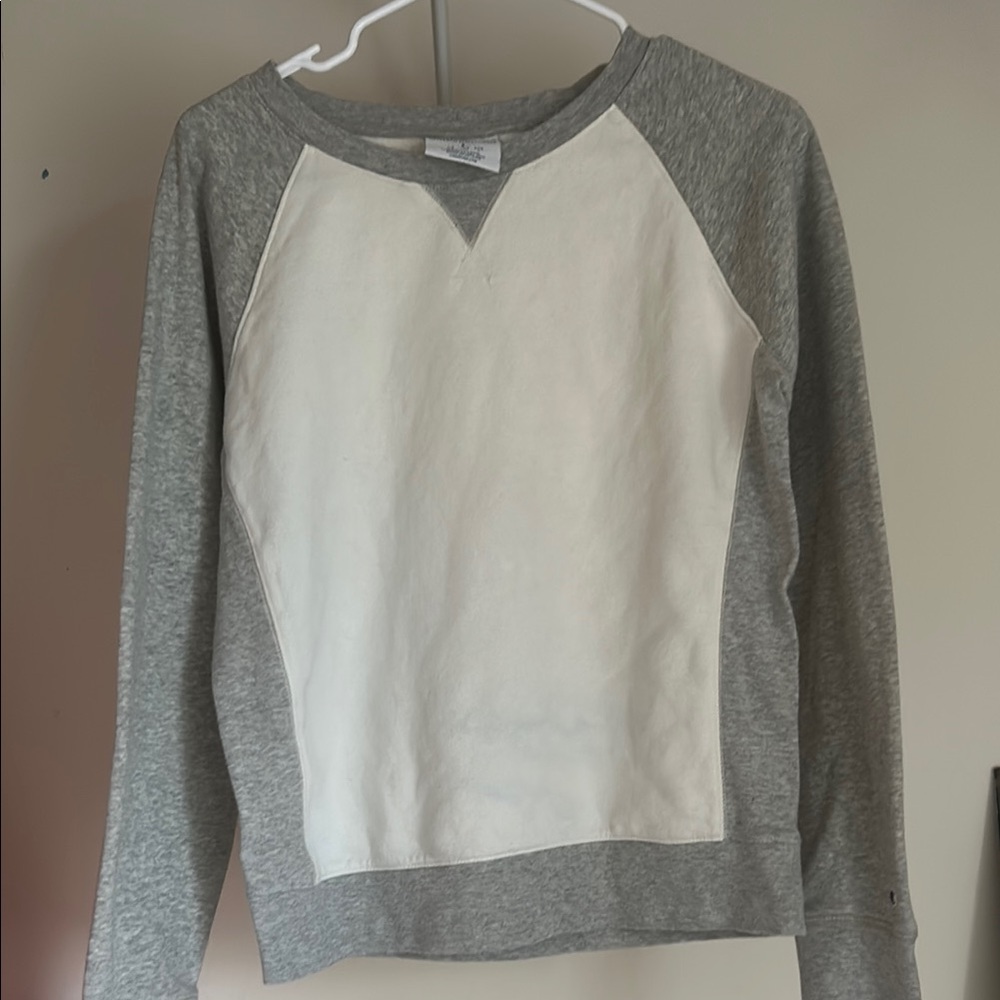Champion Gray and White Crew Neck Sweaters with Sporty Color Blocking